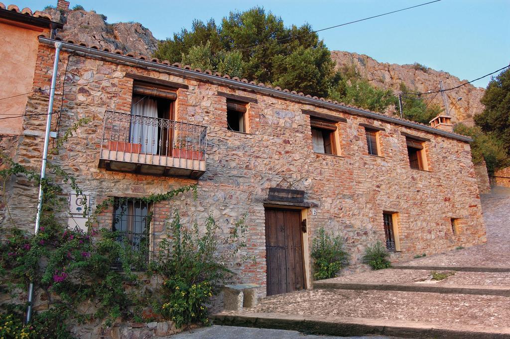 La Jara De Las Villuercas Cabañas del Castillo Exterior foto
